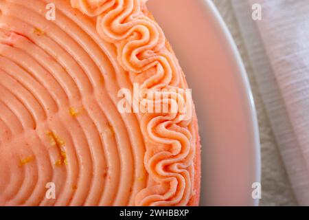 Käsekuchen mit Erdbeergeschmack Stockfoto