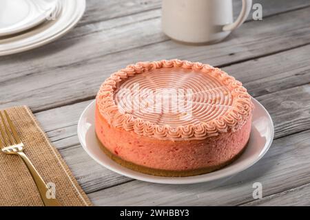 Käsekuchen mit Erdbeergeschmack Stockfoto