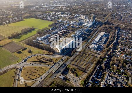 Luftbild, Stadtkrone-Ost, Baustelle mit Neubau, Direktion Continentale, The ASH Dortmund, L Osteria Dortmund Europaplatz, Straßenkreuzung Bundesstraße B236 und Westfalendamm, Verkehrssituation, Schüren, Dortmund, Ruhrgebiet, Nordrhein-Westfalen, Deutschland ACHTUNGxMINDESTHONORARx60xEURO *** Luftsicht, Stadtkrone Ost, Baustelle mit Neubau, Continentale Hauptsitz, die ASH Dortmund, L Osteria Dortmund Europaplatz, Autobahnkreuz B236 und Westfalendamm, Verkehrssituation, Schüren, Dortmund, Ruhrgebiet, Nordrhein-Westfalen, Deutschland ACHTUNGxMINDESTHONORARx60xEURO Stockfoto