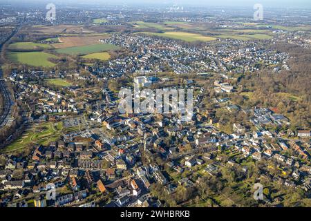 Luftbild, Wohngebiet Ortskern mit Knappschaftskrankenhaus, Park der Generationen, Lütgendortmund, Dortmund, Ruhrgebiet, Nordrhein-Westfalen, Deutschland ACHTUNGxMINDESTHONORARx60xEURO *** Luftaufnahme, Wohngebiet Ortszentrum mit Knappschaftskrankenhaus, Park der Generationen, Lütgendortmund, Dortmund, Ruhrgebiet, Nordrhein-Westfalen, Deutschland ATTENTIONxMINDESTHONORARx60xEURO Stockfoto