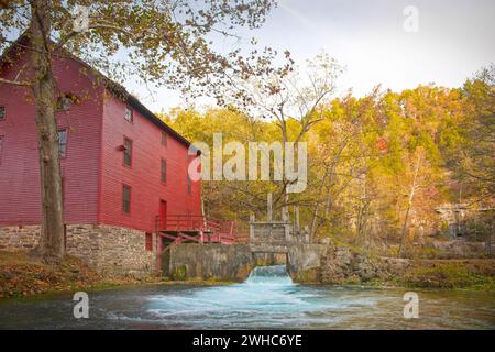 Gässchen Frühlingsmühle Haus Stockfoto