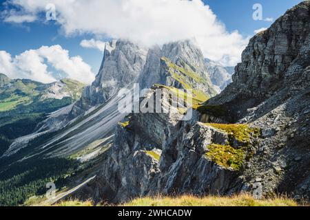 Wunderschöne Landschaft auf dem Seceda Gipfel in den Dolomiten Alpen, Geislergebirge, Südtirol, Italien, Europa. Stockfoto