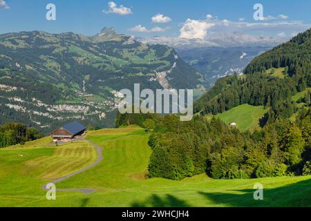 Blick von Fronalpstock nach Stoos und Furggelenstock, Glarner Alpen, Schwyz, Schweiz, Morschach, Schwyz, Schweiz Stockfoto