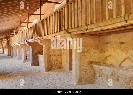 Porchhouse oder Porxet, Santuari de Santa Maria de Lluc, Mallorca, Balearen, Spanien Stockfoto