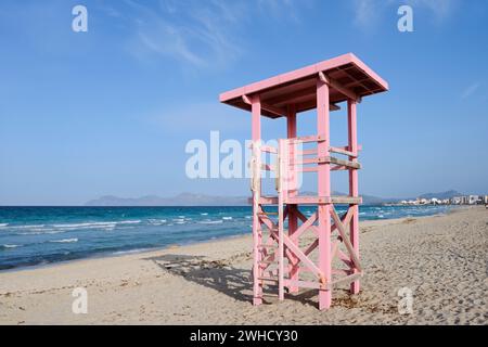 Wachturm am Strand von Can Picafort, Mallorca, Balearen, Spanien Stockfoto