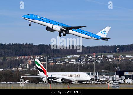 Flugzeug KLM Cityhopper, Embraer E195-E2, PH-NXP, Zürich Kloten, Schweiz Stockfoto