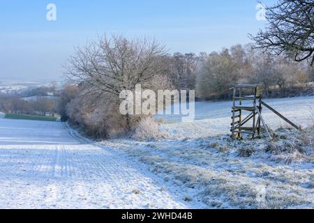 Baden-Württemberg, Kraichgau, schneebedeckte Landschaft bei Weingarten (Baden), Baden-Württemberg, Deutschland Stockfoto