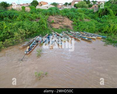 Ibotirama, bahia, brasilien - 3. februar 2023: Blick auf den Fluss Sao Francisco in der Stadt Ibotirama. Stockfoto