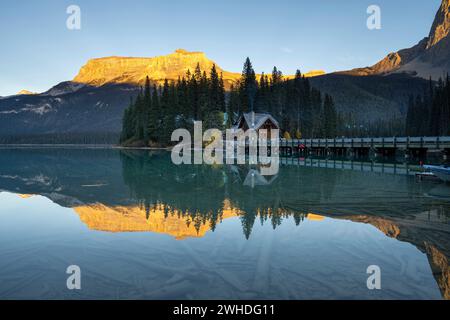 Kanada, Emerald Lake, Yoho National Park in British Columbia, Indian Summer Stockfoto