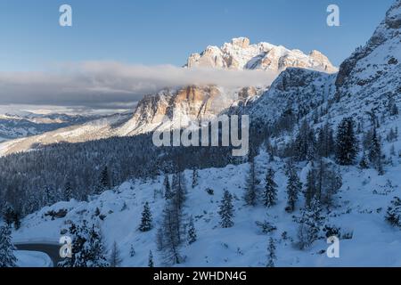 Piz dles Cunturines vom Valparola Pass, Cunturines Gipfel, Südtirol, Südtirol, Südtirol, Italien Stockfoto