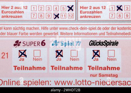 Vollständiges Lotterieticket, EUROJACKPOT, Details, Teilnahmefelder, SUPER 6, Spiel 77, Glücks Spirale, Stockfoto