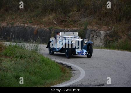 Tavoleto , Italien - Sept. 16 - 2023 : MG PB 1934 im coppa nuvolari alten Rennen Stockfoto