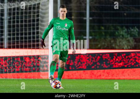 Eindhoven, Niederlande. Februar 2024. EINDHOVEN, NIEDERLANDE - 9. FEBRUAR: Torhüter Jan Hoekstra vom FC Emmen beim niederländischen Keuken Kampioen Divisie Spiel zwischen Jong PSV und FC Emmen am PSV Campus de Herdgang am 9. Februar 2024 in Eindhoven, Niederlande. (Foto von Joris Verwijst/Orange Pictures) Credit: Orange Pics BV/Alamy Live News Stockfoto