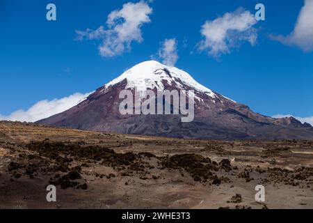 Atemberaubende Fotos vom Chimborazo Berg - majestätische schneebedeckte Gipfel von Ecuador Stockfoto