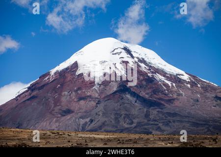 Atemberaubende Fotos vom Chimborazo Berg - majestätische schneebedeckte Gipfel von Ecuador Stockfoto