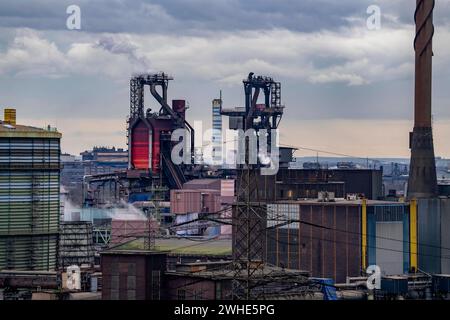 Stahlstandort Duisburg-Bruckhausen, ThyssenKrupp Steel, Hochöfen 8 und 9 Duisburg, NRW, Deutschland, Thyssekrupp Steel *** Stahlstandort Duisburg Bruckhausen, ThyssenKrupp Steel, Hochöfen 8 und 9 Duisburg, NRW, Deutschland, Thyssekrupp Steel Stockfoto