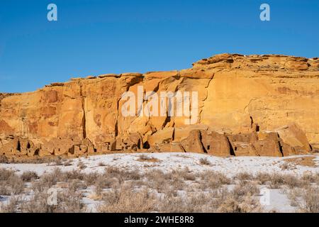 Foto von Pueblo Bonito, Chaco Culture National Historical Site, Nageezi, New Mexico, USA an einem kalten Winternachmittag. Kannst du dir vorstellen, in Th zu leben Stockfoto