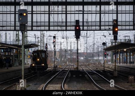 "24.01.2024, Deutschland, Bremen, Bremen - leer am Bremer Hauptbahnhof während des bundesweiten Streiks der zugführergewerkschaft GDL. 00A240124D037CARO Stockfoto