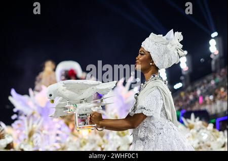 DESFILES SERIE OURO DO CARNAVAL DO RIO DE JANEIRO RJ, 09/2023 - Karneval /Rio de Janeiro Gold Series Schools Parade - Uniao do Parque Acari eröffnet die Gold Series Parade am Freitagabend in Sambodromo da Sapucai in Rio de Janiero 09. IMAGO / Erbs Jr Rio de Janeiro Brasilien Copyright: XErbsxJrx Stockfoto