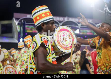 DESFILES SERIE OURO DO CARNAVAL DO RIO DE JANEIRO RJ, 09/2023 - Karneval /Rio de Janeiro Gold Series Schools Parade - Uniao do Parque Acari eröffnet die Gold Series Parade am Freitagabend in Sambodromo da Sapucai in Rio de Janiero 09. IMAGO / Erbs Jr Rio de Janeiro Brasilien Copyright: XErbsxJrx Stockfoto