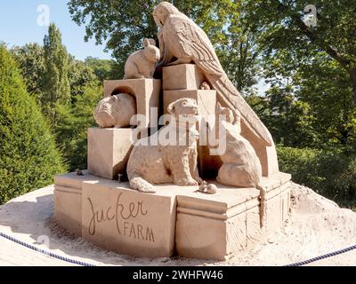 Figuren aus Sand, im blühenden Barock Ludwigsburg, Thementiere Stockfoto