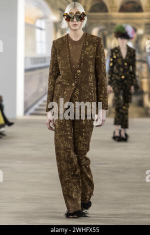 8. Februar 2024 - New York, USA - Libertine Herbst Winter 2024 Runway auf der New York Fashion Week. Foto: Rudy K Stockfoto