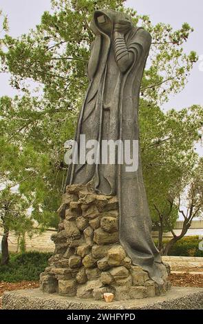 Kunstwerke auf dem Gelände von Yad Vashem in Jerusalem. Leah Michlson Stockfoto