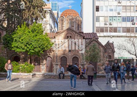 Athen, Griechenland - 01. Mai 2019: Die Kirche Panagia Kapnikarea (griechisch Εκκλησία της Παναγίας Καπνικαρέας) oder Kapnikarea (griechisch Καπνικαρέα) ist eine Stockfoto