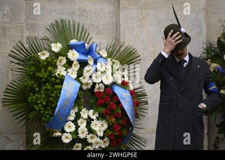 Guardia reale al funerale di Vittorio Emanuele di Savoia (86 anni) nel Duomo di Torino, Basilica Cattedrale Metropolitana di San Giovanni Battista.Vittorio Emanuele di Savoia (morto il 3 febbraio 2024 nella sua casa di Ginevra) figlio di Umberto II (ultimo re d'Italia) e di Maria del Belgio. Cronaca - Turin, Italia - Sabato 10 febbraio 2024 (Foto di Fabio Ferrari/LaPresse) königliche Garde bei der Beerdigung von Vittorio Emanuele von Savoyen (86 Jahre) im Dom von Turin, Metropolitan Cathedral Basilica San Giovanni Battista. Vittorio Emanuele von Savoyen starb am 3. Februar 2024 in seinem Haus in Gen Stockfoto