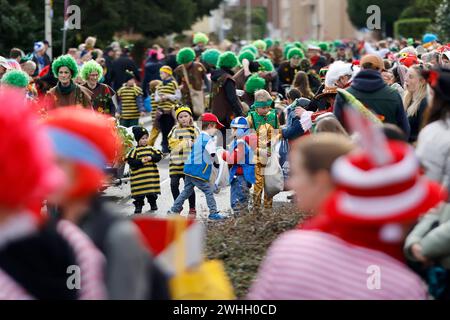 Der jährliche Karnevalszug in Frechen-Königsdorf bei Köln. Themenbild, Symbolbild Frechen, 10.02.2024 NRW Deutschland *** der jährliche Karnevalszug in Frechen Königsdorf bei Köln Themenbild, Symbolbild Frechen, 10 02 2024 NRW Deutschland Copyright: XChristophxHardtx Stockfoto