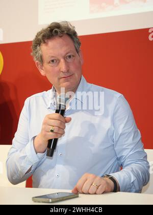 Deutscher Arzt und Kabarettist Dr. Eckart von Hirschhausen auf der Leipziger Buchmesse am 27/2023 Stockfoto