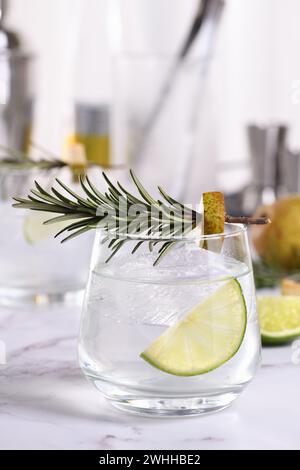 Pear Gin Tonic Cocktail Stockfoto