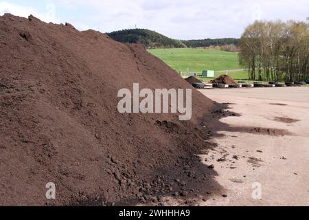 Abfallentsorgungszentrum des Landkreises Euskirchen - Komposthaufen Stockfoto