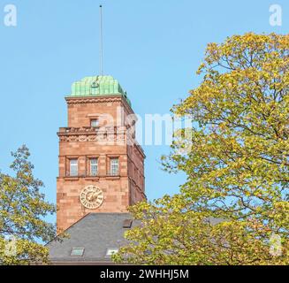 Turm der Albert-Ludwig-Universität Freiburg Stockfoto