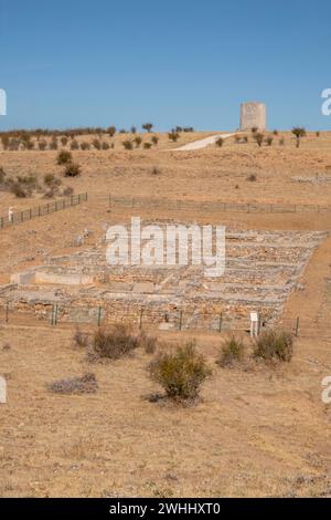 Casa de los Plintos y atalaya islamica Stockfoto