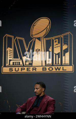 Las Vegas, USA. Februar 2024. Super Bowl LVIII, Podiumsdiskussion der National Football League. Der deutsche NFL-Pro Jakob Johnson nimmt an einer NFL-Podiumsdiskussion über internationale Spieler Teil. Quelle: Maximilian Haupt/dpa/Alamy Live News Stockfoto