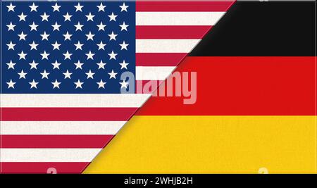 Flaggen der USA und Deutschlands. Amerikanische und deutsche Nationalflaggen auf Stoffoberfläche. Flagge der USA und Keim Stockfoto