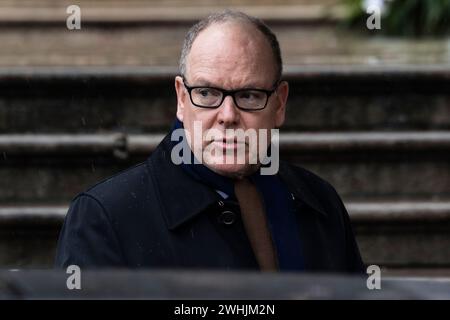 Turin, Italien. 10. Februar 2024. Prinz Albert II. Von Monaco kommt in der Kathedrale von Turin zur Beerdigung von Vittorio Emanuele von Savoyen an. Vittorio Emanuele von Savoyen war der Sohn von Umberto II. Von Savoyen, dem letzten König von Italien, und starb am 3. Februar 2024 in Genf. Quelle: Nicolò Campo/Alamy Live News Stockfoto