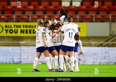 Die Spieler von Tottenham Hotspur feiern, als Kit Graham (16 Tottenham) ihr erstes Tor im FA Cup der Frauen zwischen Tottenham Hotspur und Charlton Athletic im Gaughan Group Stadium Brisbane Road in London erzielt. (Liam Asman/SPP) Credit: SPP Sport Press Photo. /Alamy Live News Stockfoto