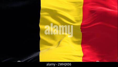 Nahaufnahme der belgischen Nationalflagge, die winkt Stockfoto