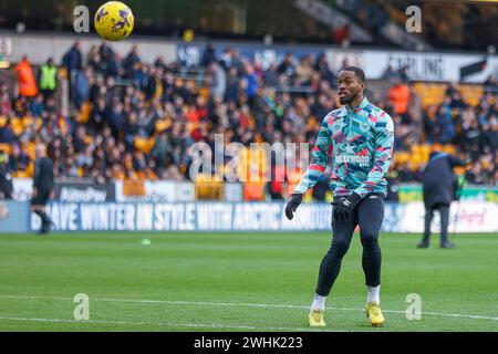 Wolverhampton, Großbritannien. Februar 2024. Während des Premier League-Spiels zwischen den Wolverhampton Wanderers und Brentford in Molineux, Wolverhampton, England am 10. Februar 2024. Foto von Stuart Leggett. Nur redaktionelle Verwendung, Lizenz für kommerzielle Nutzung erforderlich. Keine Verwendung bei Wetten, Spielen oder Publikationen eines einzelnen Clubs/einer Liga/eines Spielers. Quelle: UK Sports Pics Ltd/Alamy Live News Stockfoto