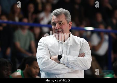 Thierry Larret/Maxppp. Korb Betlic Elite. Chorale Roanne Basket vs Nanterre 92. Le 10 fevrierr 2024. Halle André Vacheresse, Roanne (42). Pascal DONNADIEU Coach Nanterre Credit: MAXPPP/Alamy Live News Stockfoto