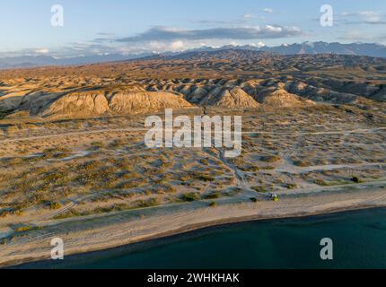 Luftaufnahme, Landschaft am Issyk Kul-See, Kirgisistan Stockfoto