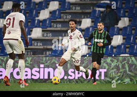 Reggio Emilia, Italien. Februar 2024. Foto Massimo Paolone/LaPresse 10 Februar 2024 - Reggio Emilia, Italia - Sport, calcio - Sassuolo vs Turin - Campionato italiano di calcio Serie A TIM 2023/2024 - Stadio Mapei Cittˆ del Tricolore. Nella Foto: Valentino Lazaro (FC Turin) in Azione 10. Februar 2024 Reggio Emilia, Italien - Sport, calcio - Sassuolo vs Turin - italienische Fußballmeisterschaft der Serie A 2023/2024 - Mapei Stadium. Auf dem Bild: Valentino Lazaro (FC Turin) in Aktion Credit: LaPresse/Alamy Live News Stockfoto