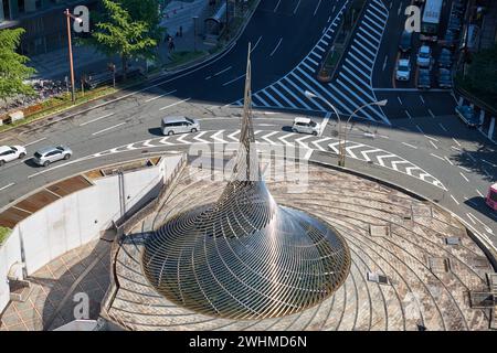 Hisho-Denkmal auf dem Meieki-dori vor dem JR-Bahnhof Nagoya. Nagoya. Japan Stockfoto