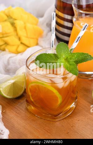 Mango-Eistee Stockfoto