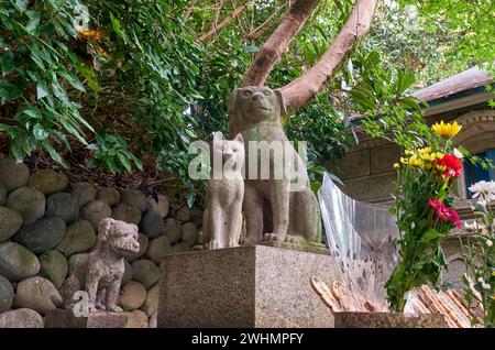 Ein Altar in dem Bereich, der den toten Haustieren gewidmet ist. Toganji-Tempel. Nagoya. Japan Stockfoto