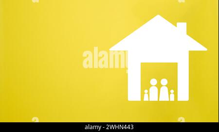 Gezogene Familie im Haus, das Konzept des Immobilienkaufens, der Hypothek Stockfoto