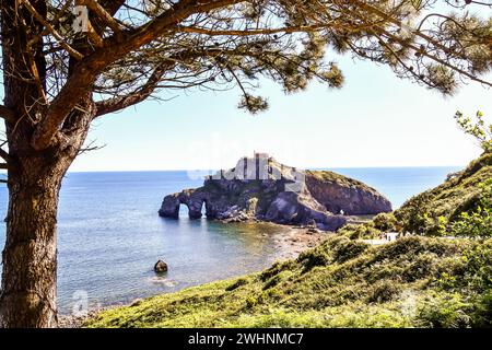 Landschaft mit See und Bergen, Foto als Hintergrund , in Navarra Aragon Saragoza spanien europa , bermeo Biscaglia Baskenland Stockfoto