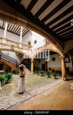 Palacio de Can Oleza Mandado construir por la familia Descos en el siglo XV Stockfoto